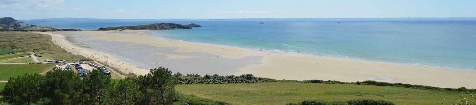 The sandy beach L'Aber on the Crozon peninsula in the south Finistère is a popular kite and surf beach, it lies at the end of the Baie de Douarnenez